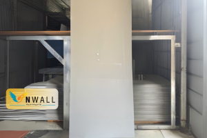 tấm ốp than tre phủ pet đơn sắc